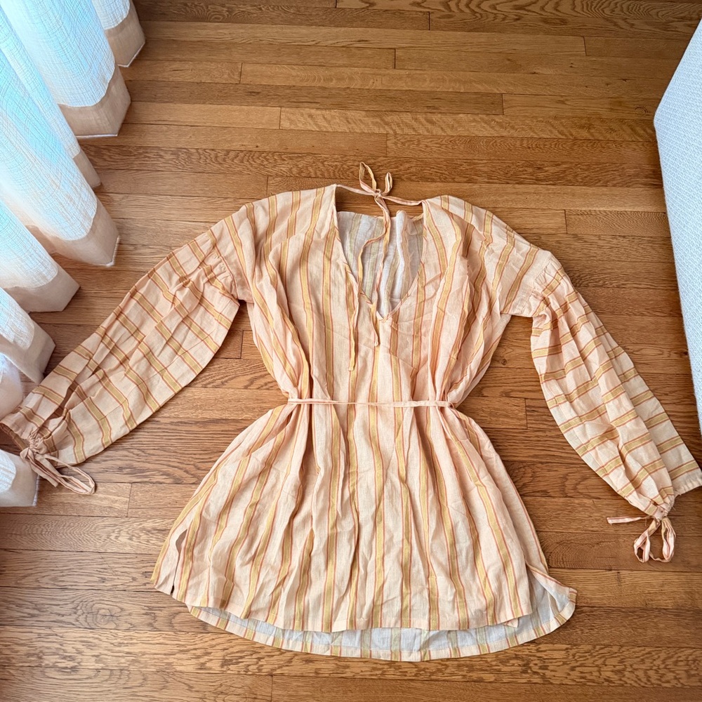 Yellow Striped Bell-Sleeve Dress - Picture 6 of 6